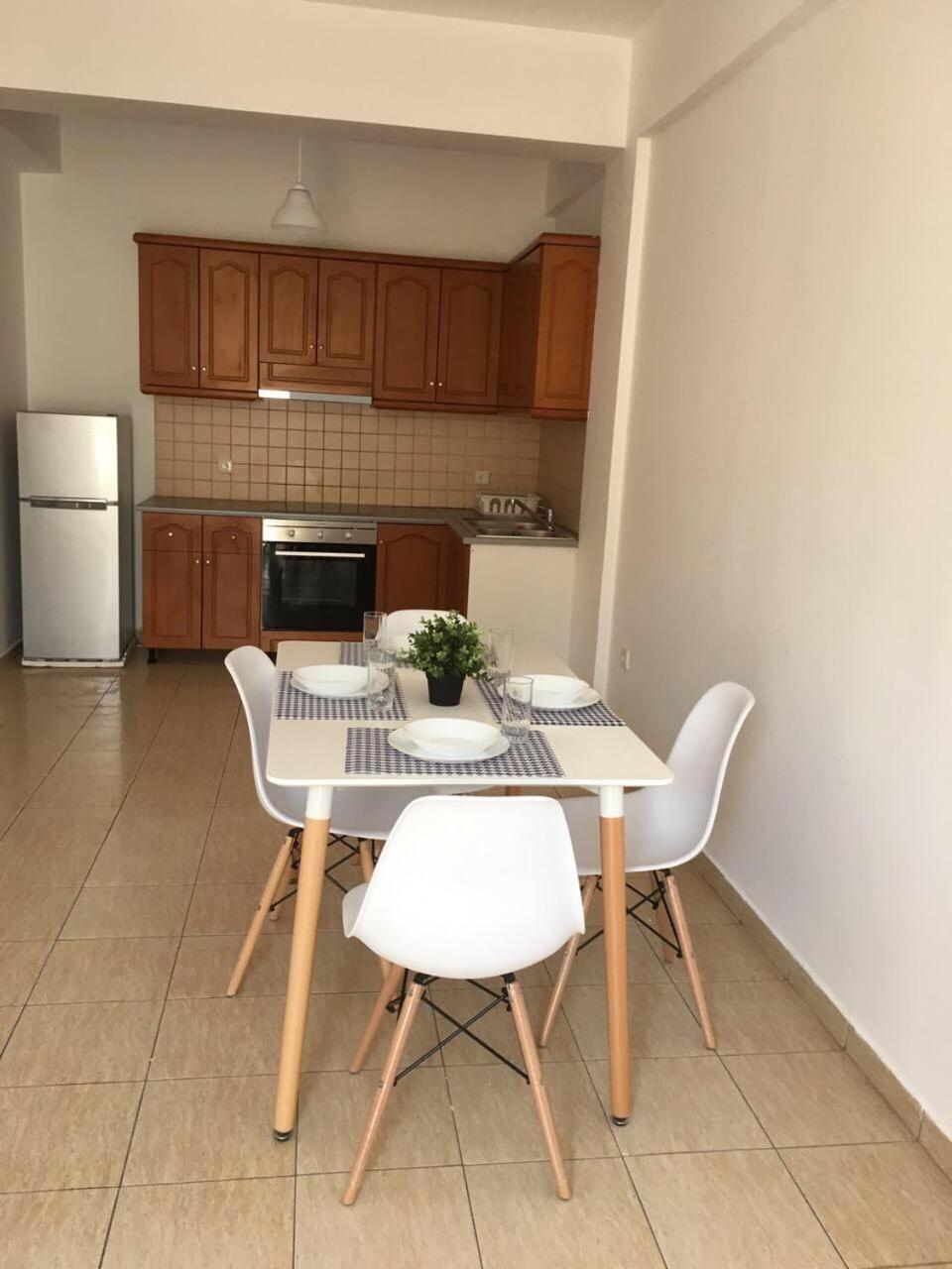Sea And Sky Apartments Sarande Bilik gambar