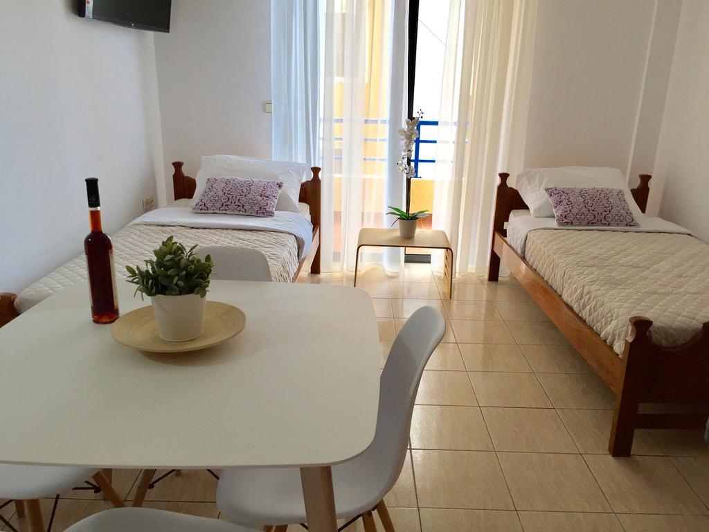 Sea And Sky Apartments Sarande Luaran gambar