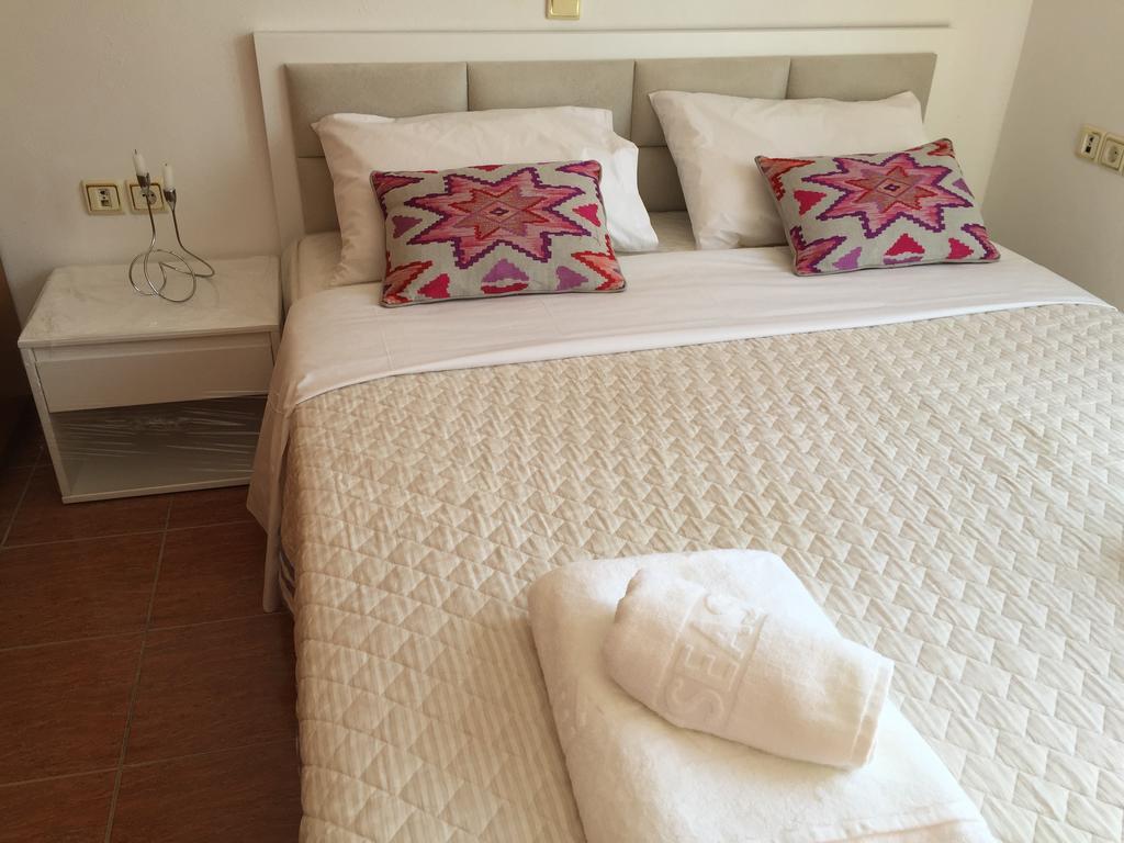 Sea And Sky Apartments Sarande Bilik gambar