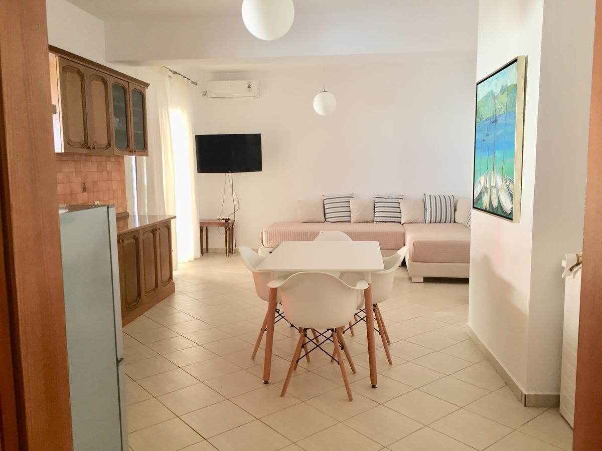 Sea And Sky Apartments Sarande Luaran gambar